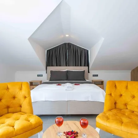 Sunset ölüdeniz 5 Bedrooms Private Pool Villa *